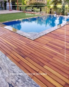 Outdoor natural strips parquet